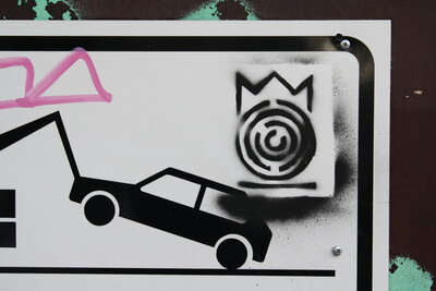 Labyrinth mit Krone ?