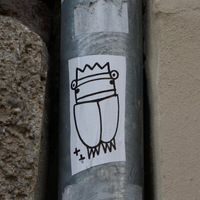 Strichmann mit Krone