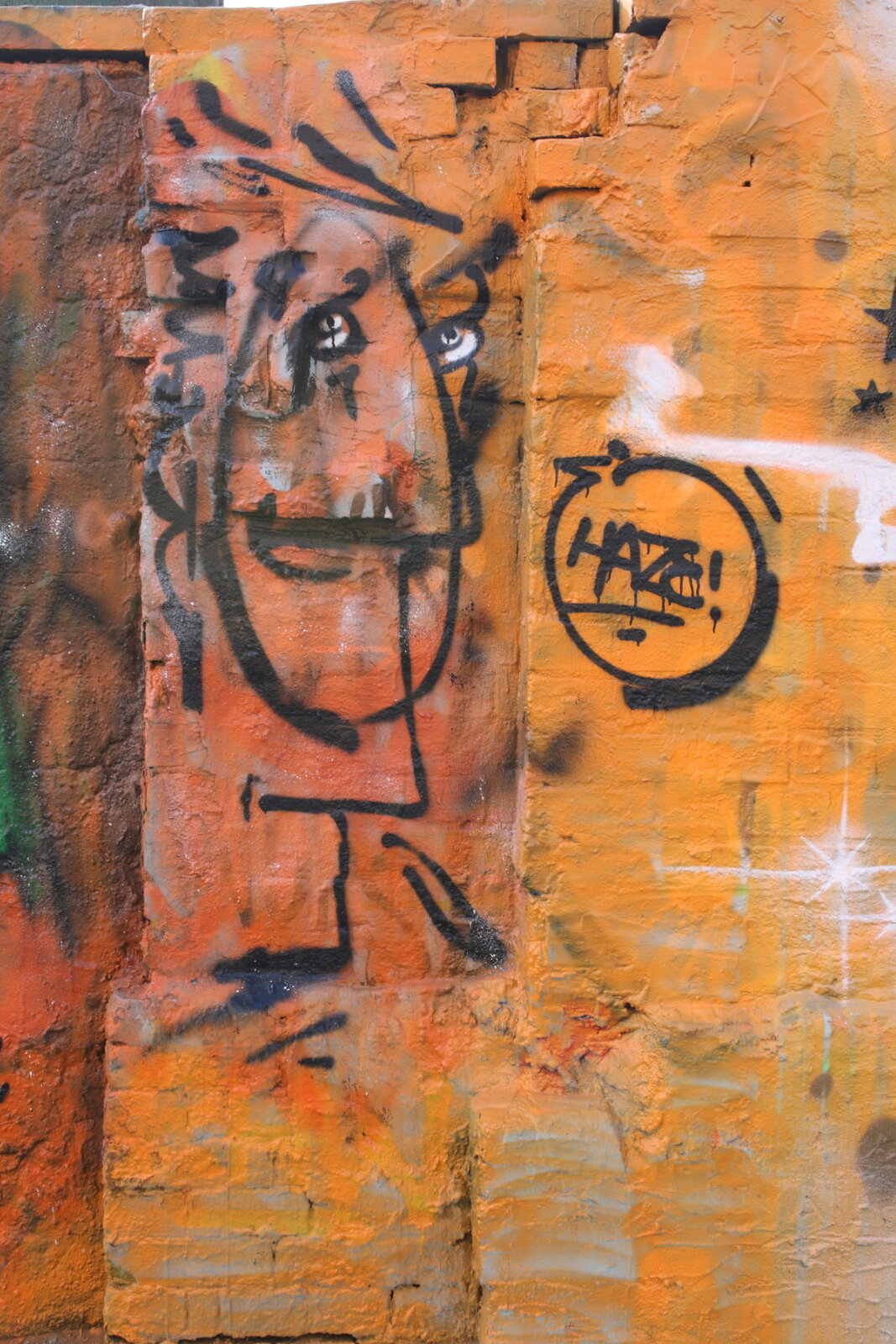 Graffiti bildlich: Doppelkopf...