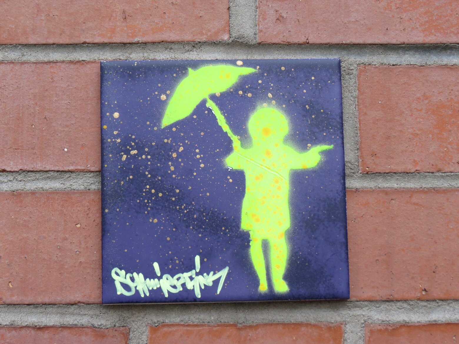 Schirmelinchen-Fliese in der Reilstraße