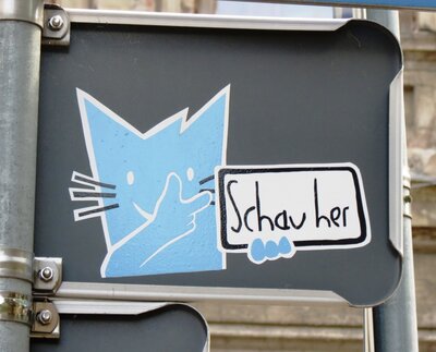 Schau nochmal her