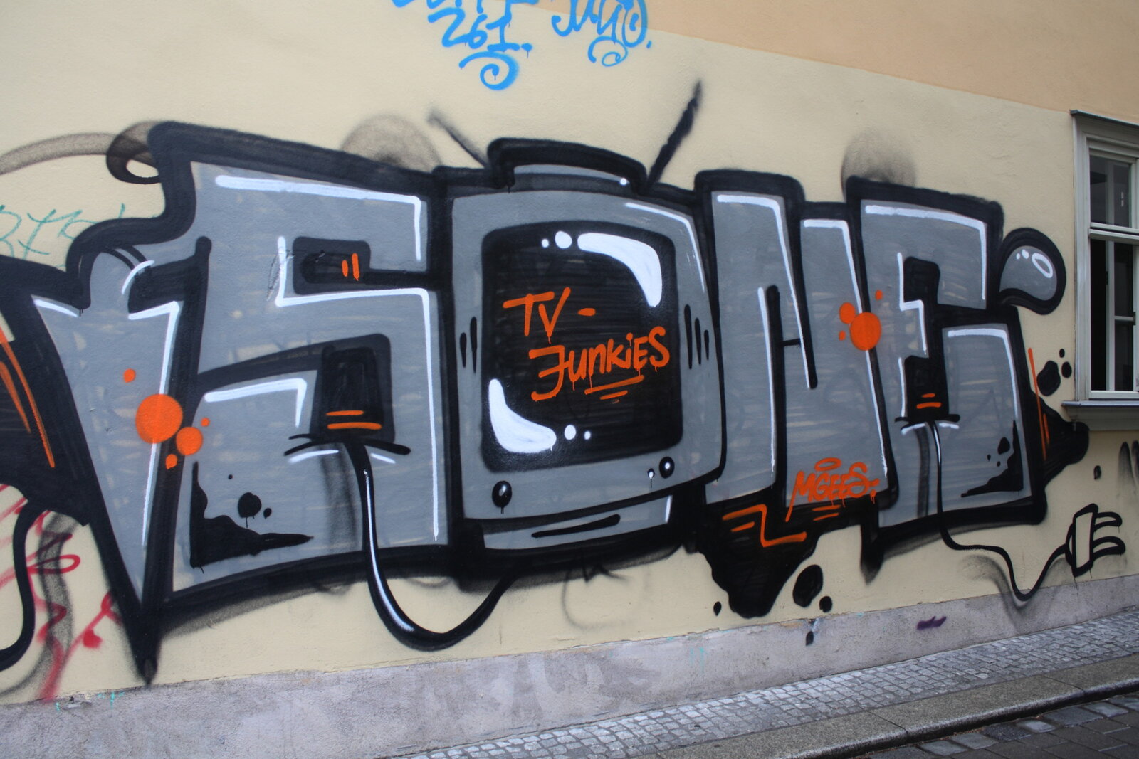 TV-Junkies in der Stadt