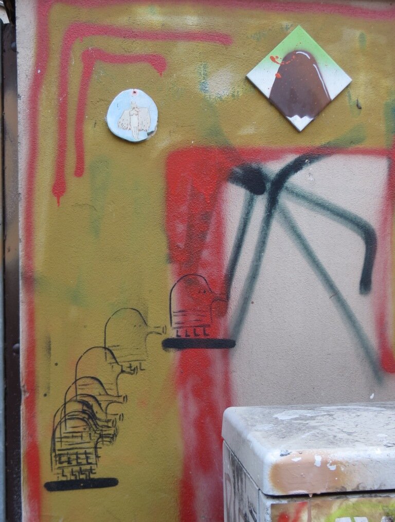neues Fliesenmedaillon