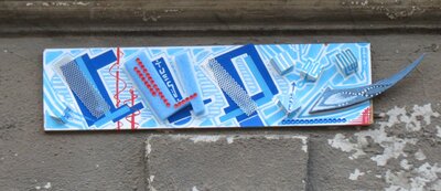 CUP blau und mit Zacken