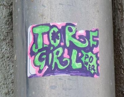 Girlpower von Torf