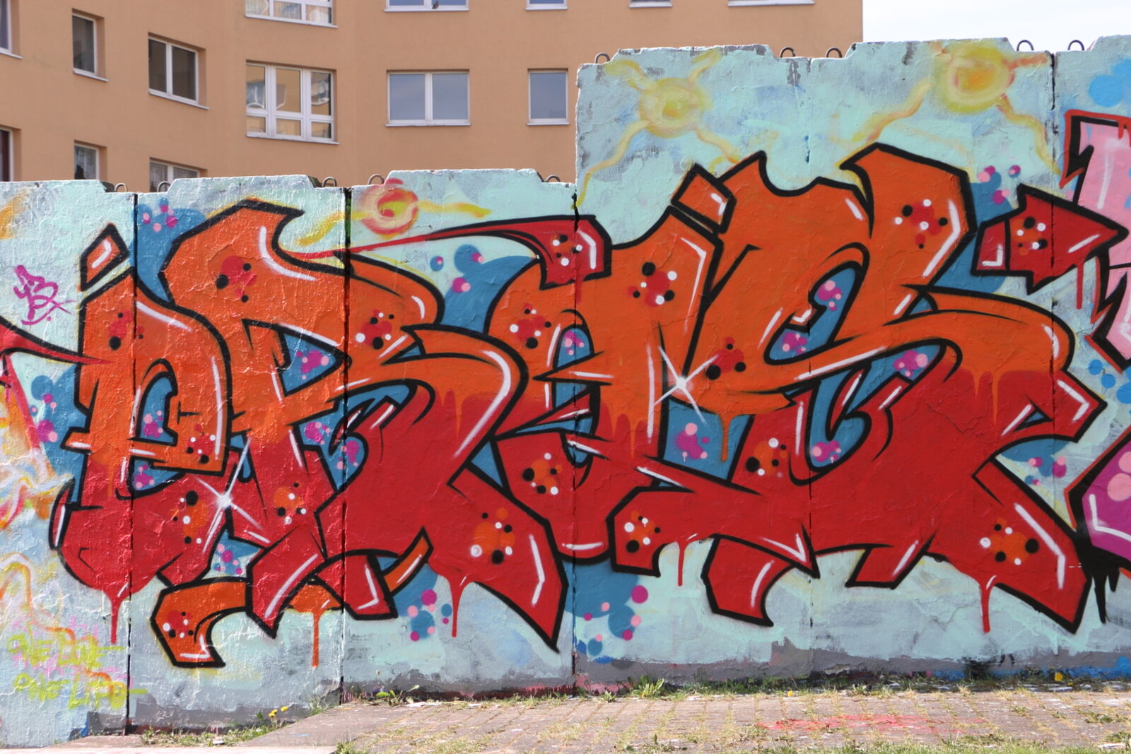 104c-EROS_IMG_5698v