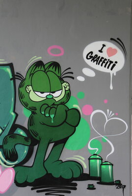 Unter der Brücke: ENJOY, RICO und Garfield...