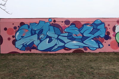 Kaolinstraße Halle-Neustadt (198): ENJOY und RICO 79