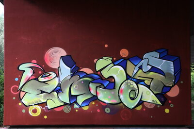 Unter der Brücke (B80-Ost): ENJOY
