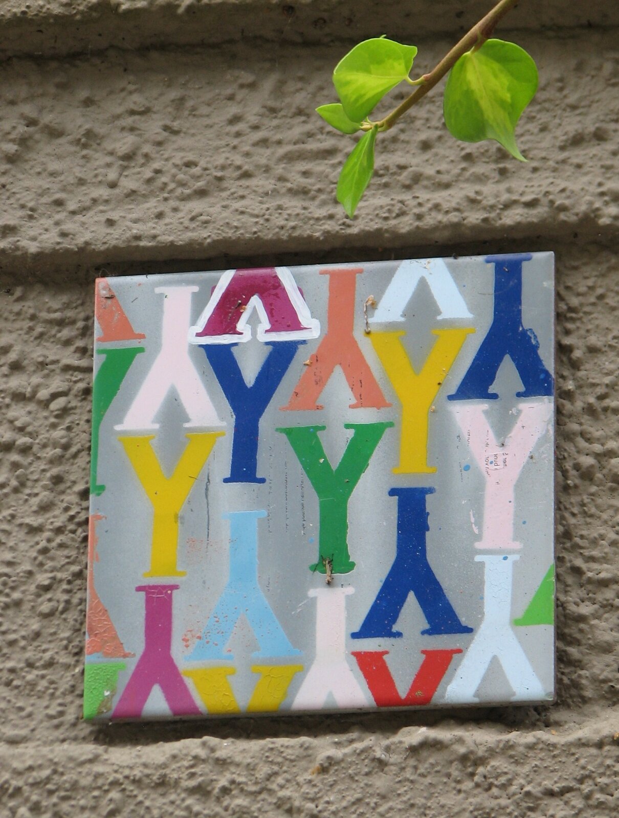 Ypsilon-Fliese