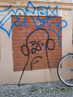 Rundköpfe, grämlich 6.