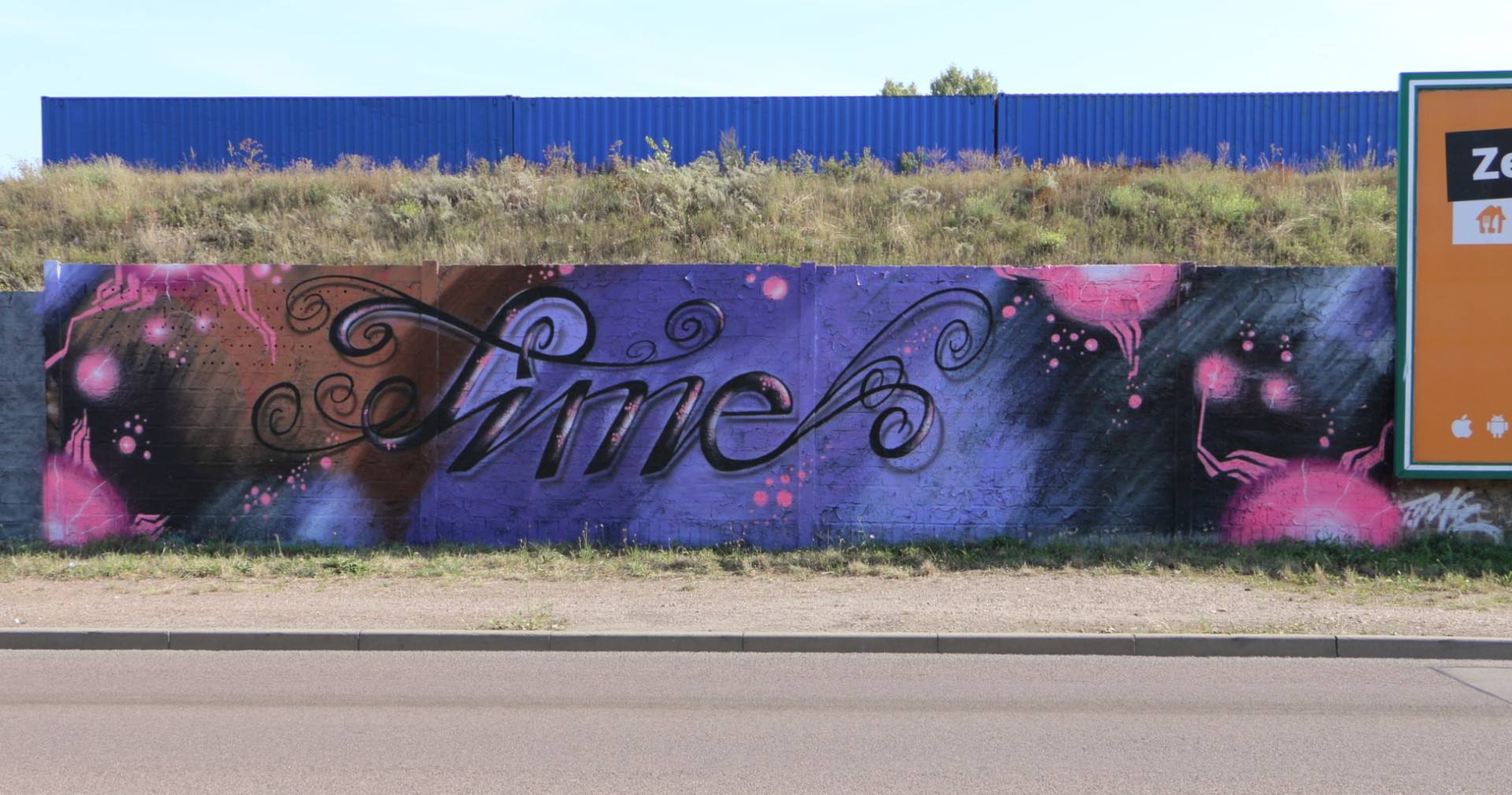 Regensburger Straße (100): TIME