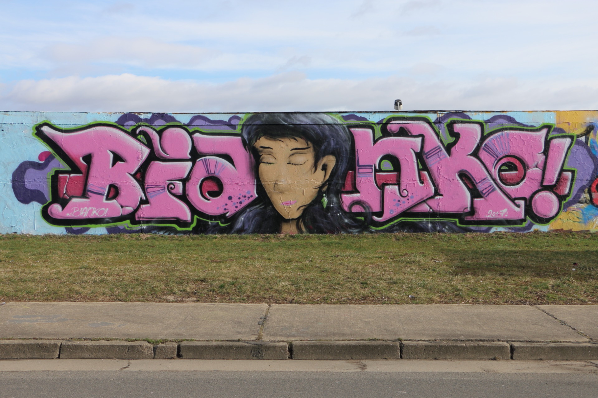 Kaolinstraße (145): (BIANKA) BIANKO in Pink